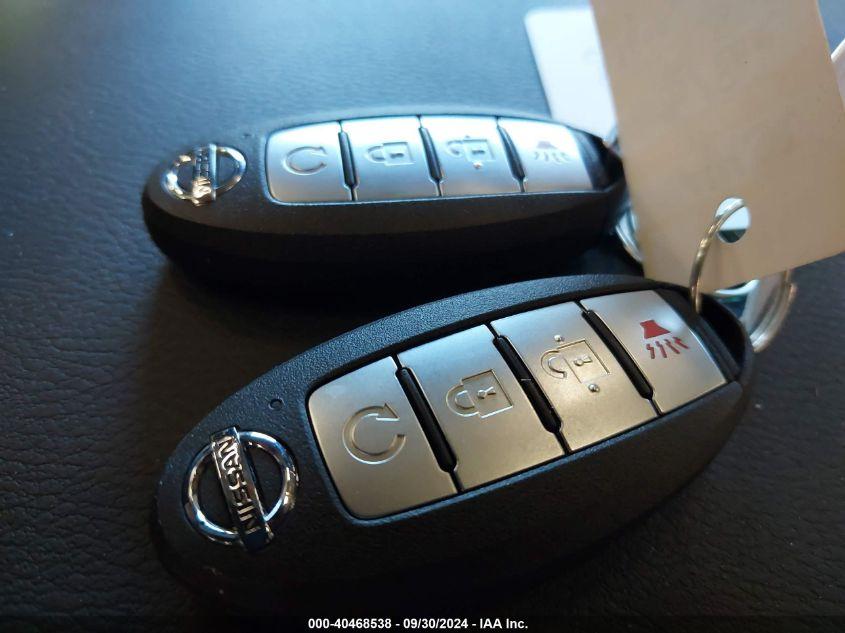 NISSAN KICKS SV XTRONIC CVT 2020