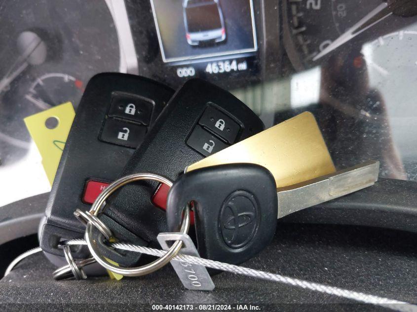 TOYOTA TACOMA TRD OFF ROAD 2023