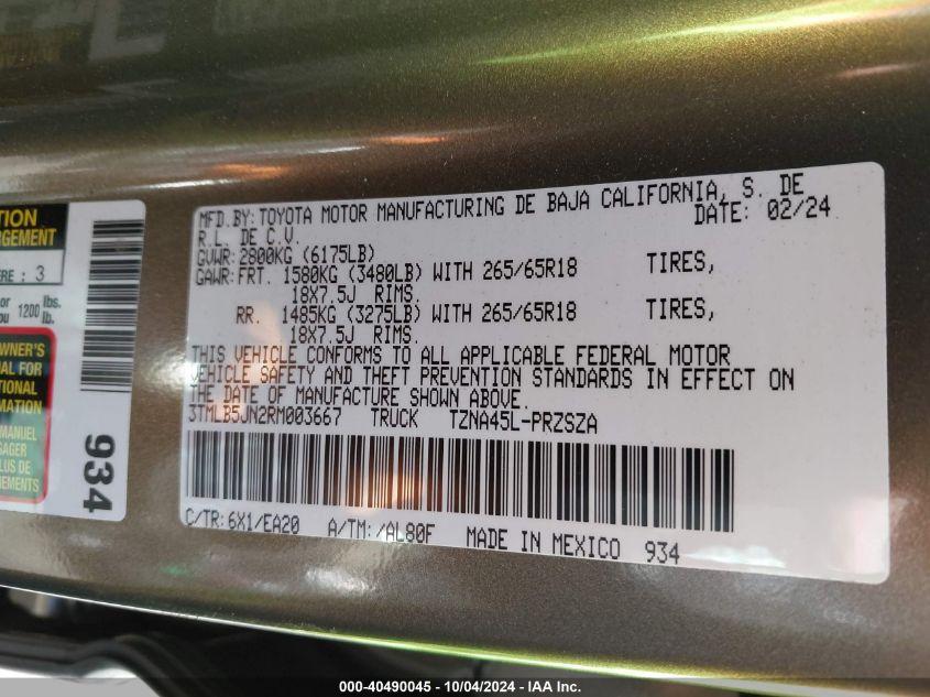 TOYOTA TACOMA TRD SPORT 2024