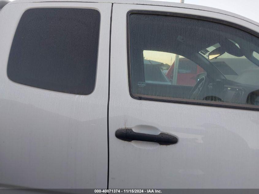 TOYOTA TACOMA SR 2022