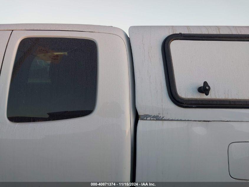 TOYOTA TACOMA SR 2022