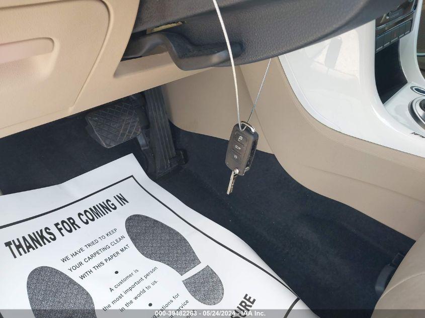 VOLKSWAGEN BEETLE 2.0T FINAL EDITION SE/2.0T FINAL EDITION SEL/2.0T S/2.0 2019