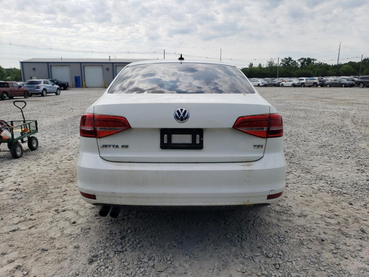 VOLKSWAGEN JETTA SE 2015