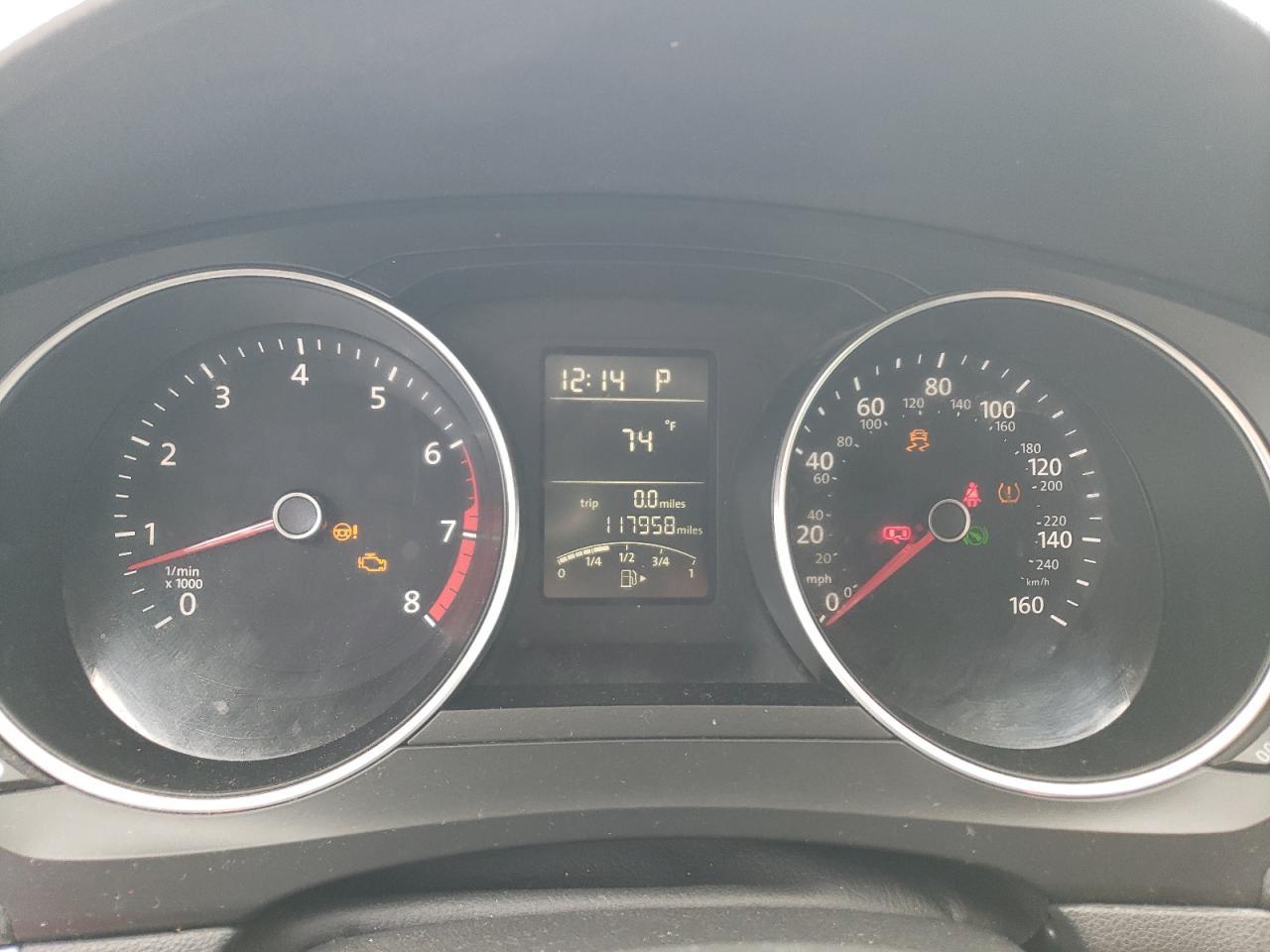 VOLKSWAGEN JETTA SE 2015