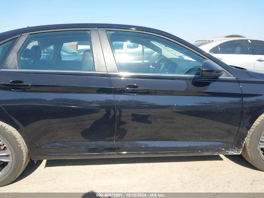 VOLKSWAGEN JETTA SE 2024