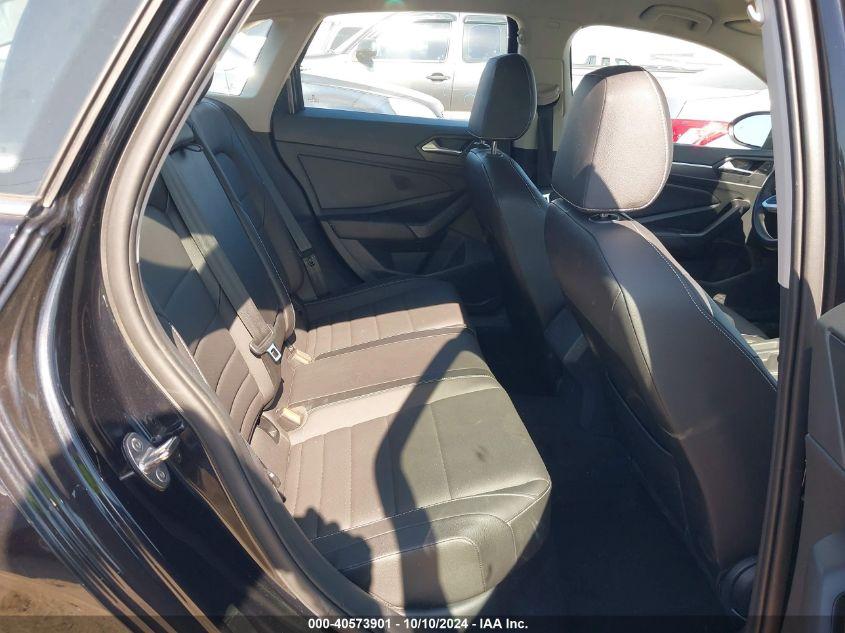 VOLKSWAGEN JETTA SE 2024