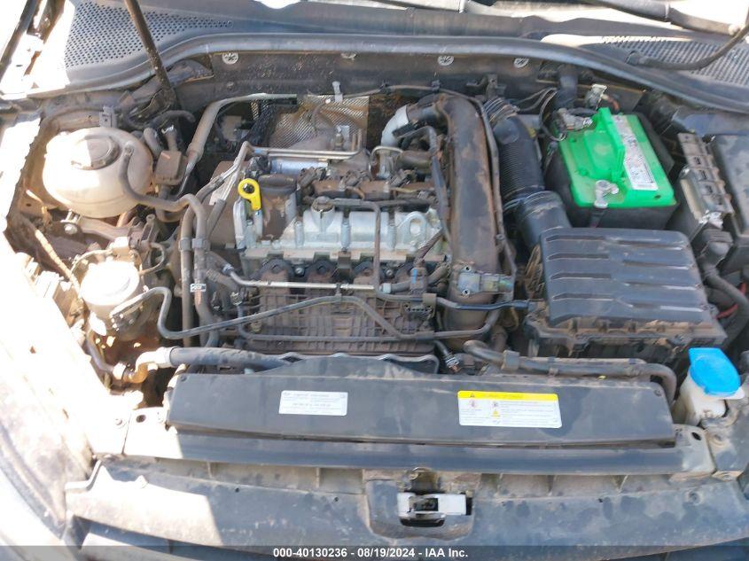 VOLKSWAGEN GOLF  2021