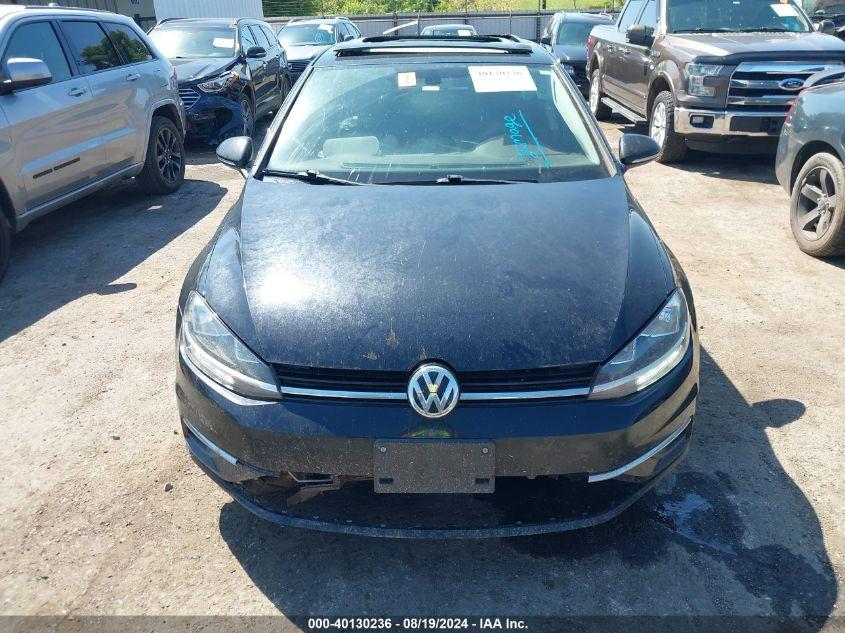 VOLKSWAGEN GOLF  2021