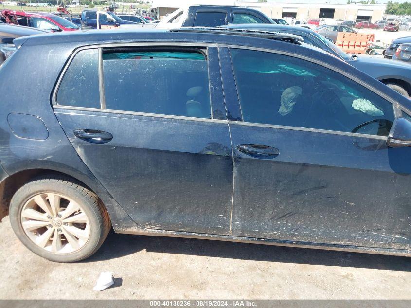 VOLKSWAGEN GOLF  2021