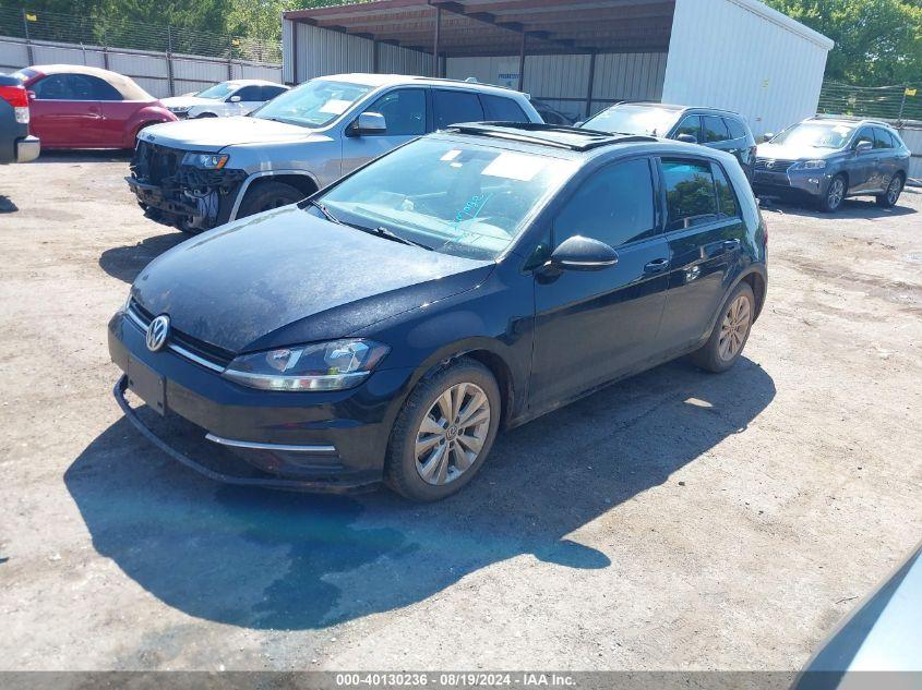 VOLKSWAGEN GOLF  2021