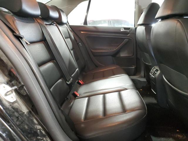 VOLKSWAGEN JETTA SE 2010