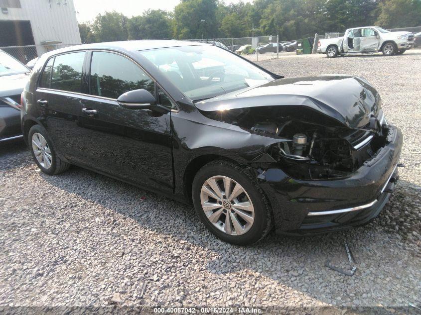 VOLKSWAGEN GOLF  2021