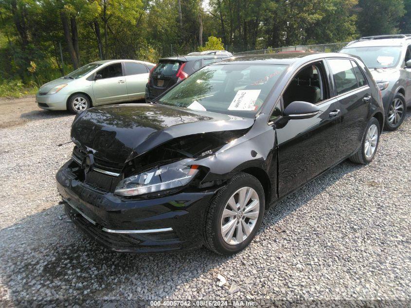 VOLKSWAGEN GOLF  2021