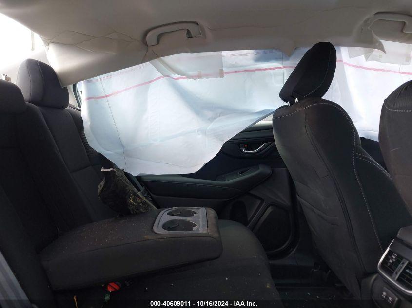 SUBARU LEGACY PREMIUM 2022