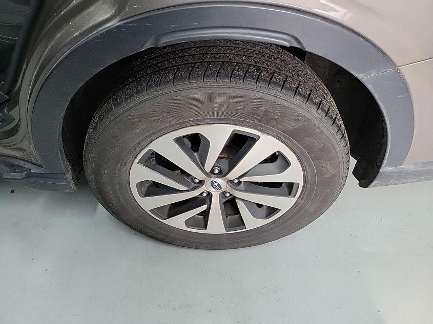 SUBARU OUTBACK PREMIUM 2022