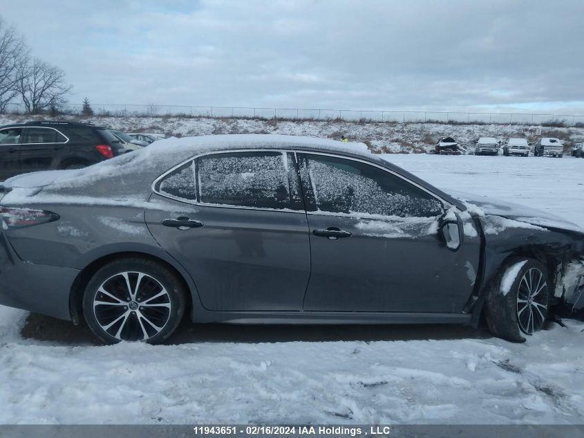TOYOTA CAMRY LE 2018