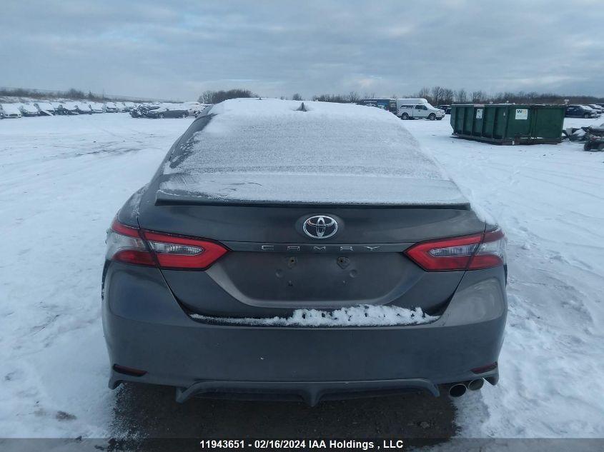 TOYOTA CAMRY LE 2018