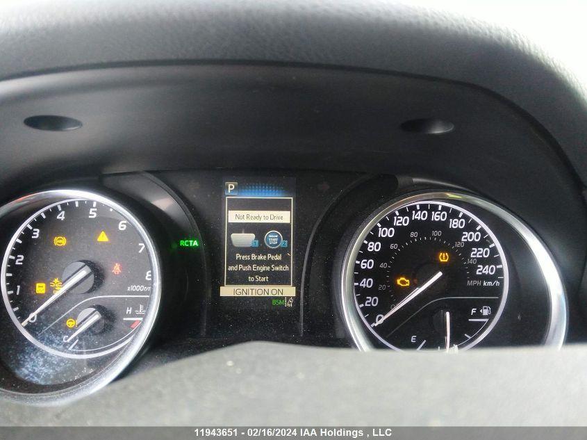 TOYOTA CAMRY LE 2018