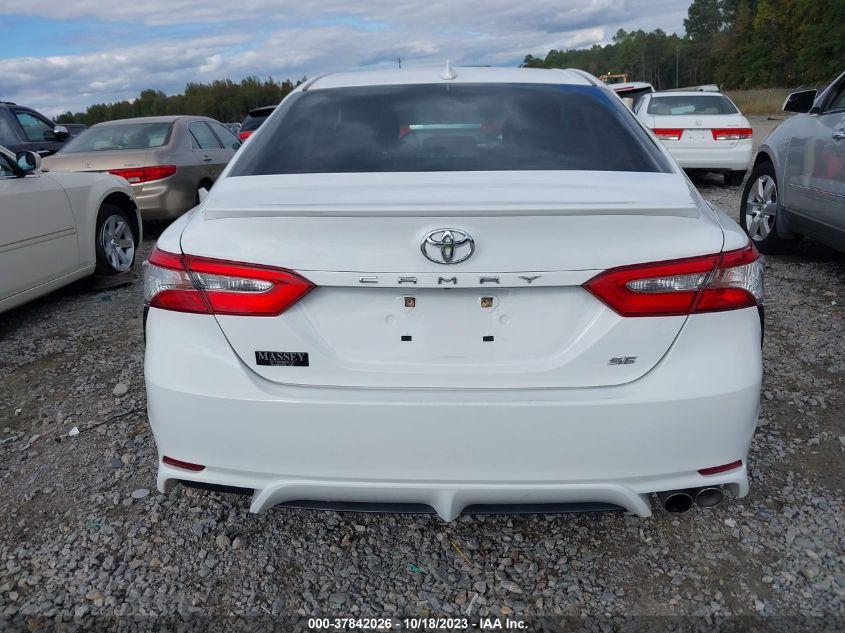 TOYOTA CAMRY SE 2019