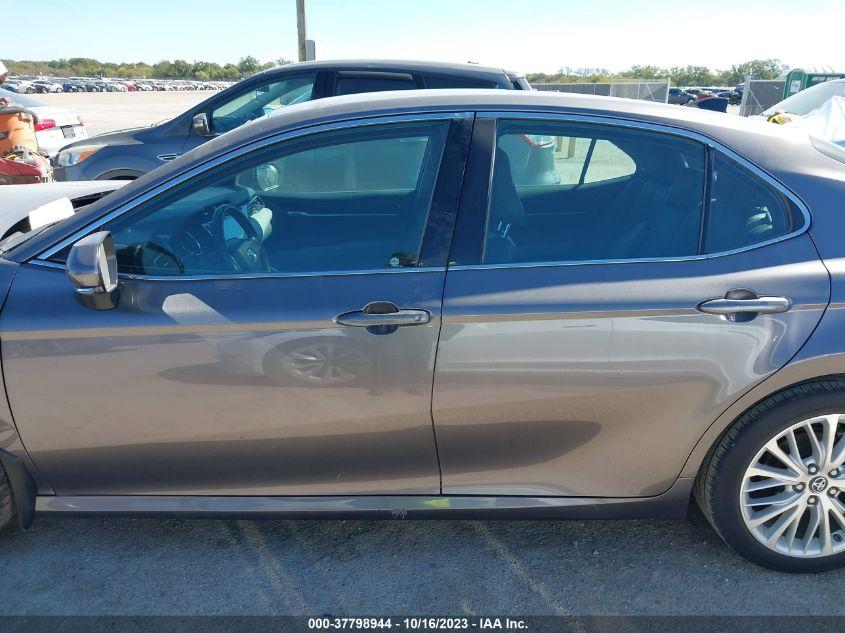 TOYOTA CAMRY L/LE/XLE/SE/XSE 2019