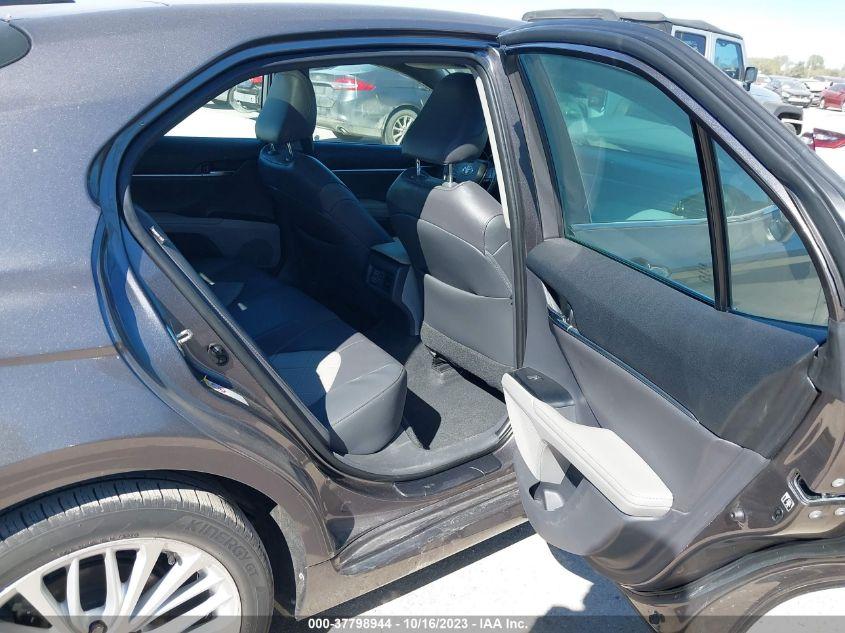 TOYOTA CAMRY L/LE/XLE/SE/XSE 2019