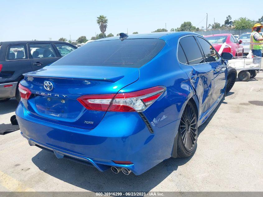 TOYOTA CAMRY XSE 2018