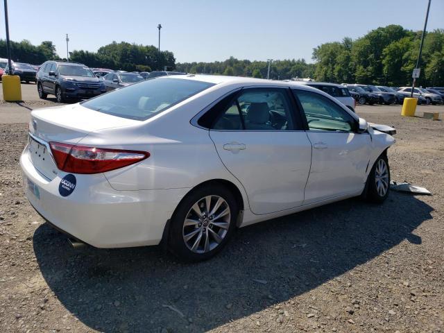 TOYOTA CAMRY LE 2015