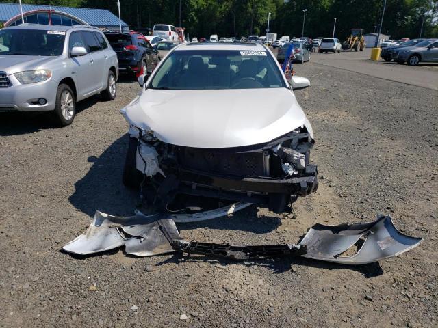 TOYOTA CAMRY LE 2015