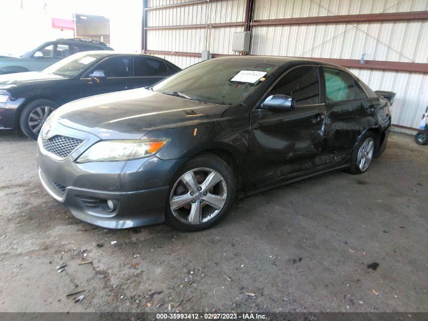 TOYOTA CAMRY  2011