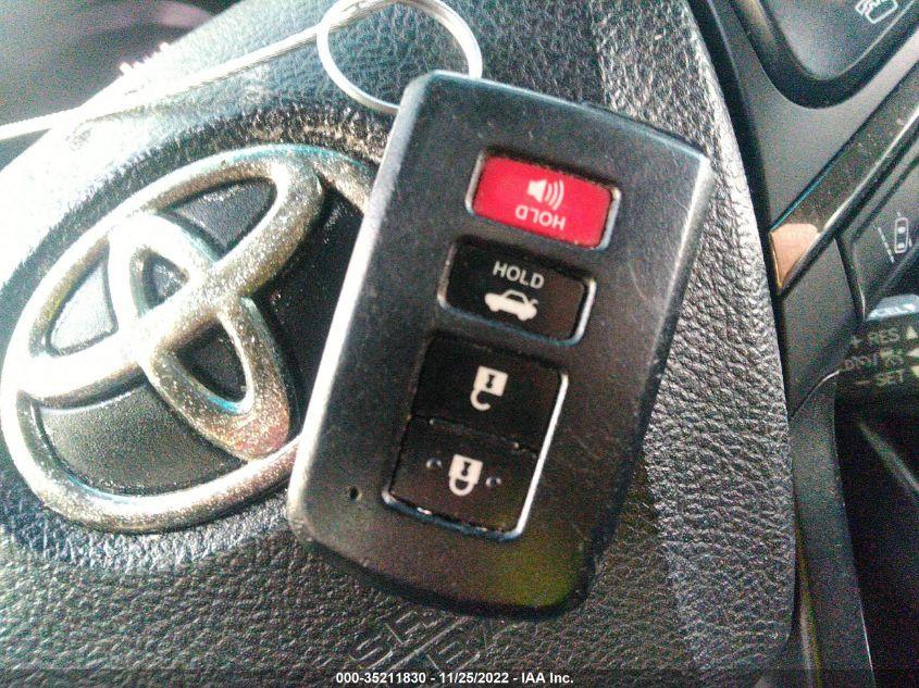 TOYOTA AVALON XLE/XLE PLUS 2017