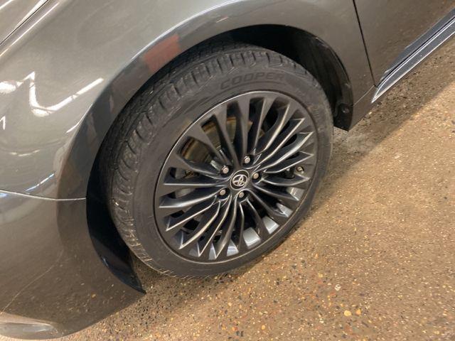 TOYOTA AVALON XLE/XLE PLUS 2018