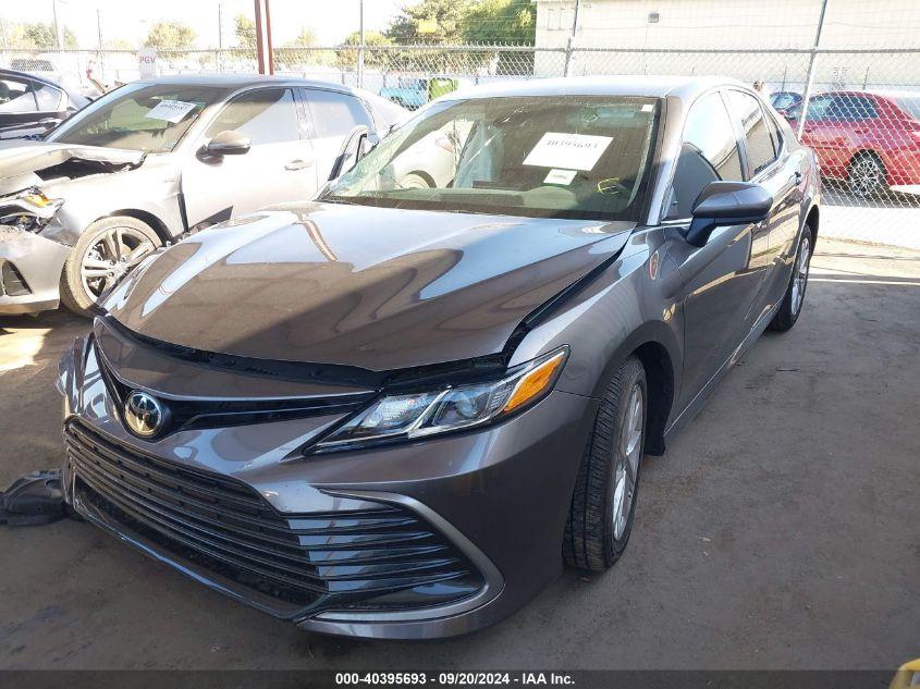 TOYOTA CAMRY LE 2024