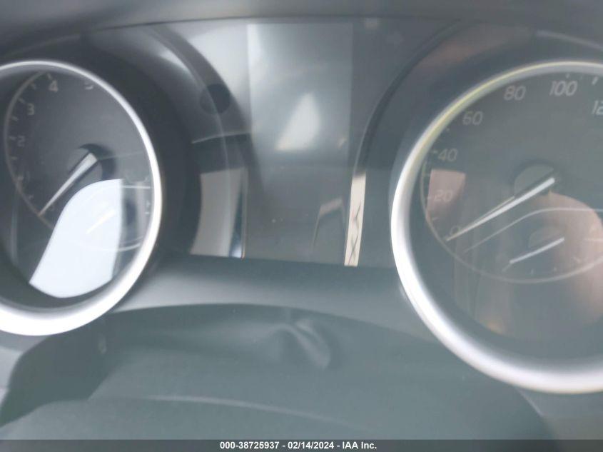 TOYOTA CAMRY LE 2021