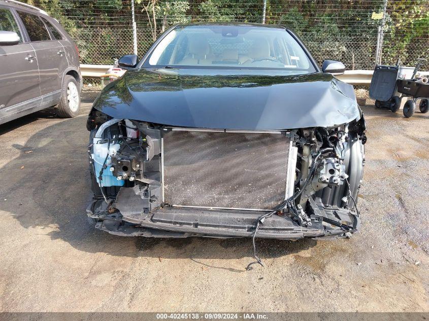 TOYOTA CAMRY LE 2022