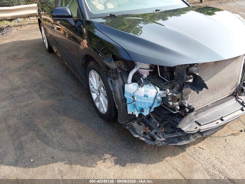 TOYOTA CAMRY LE 2022