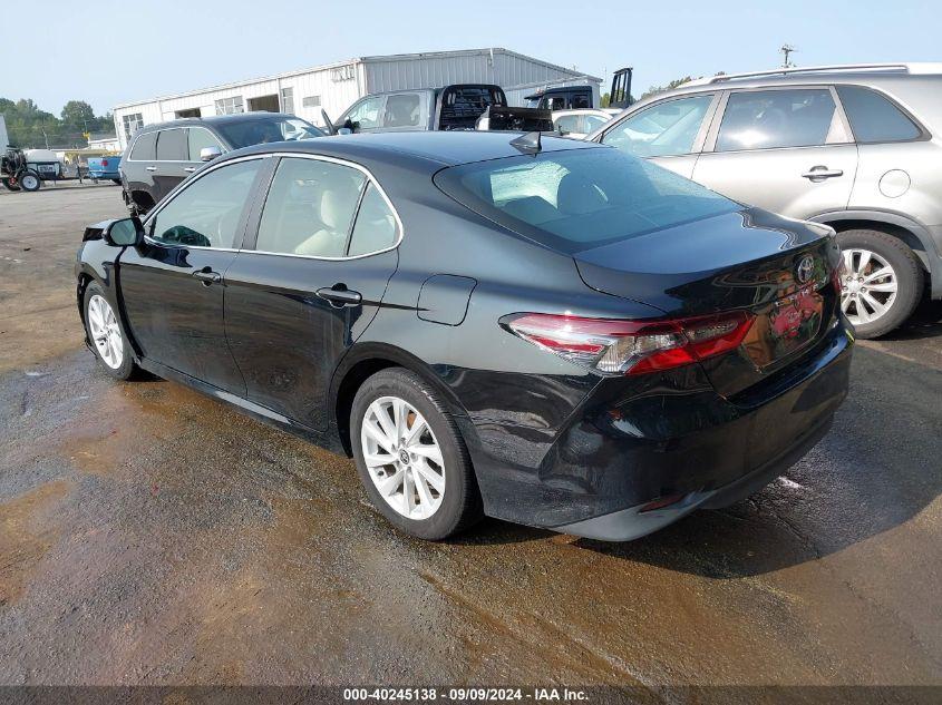 TOYOTA CAMRY LE 2022