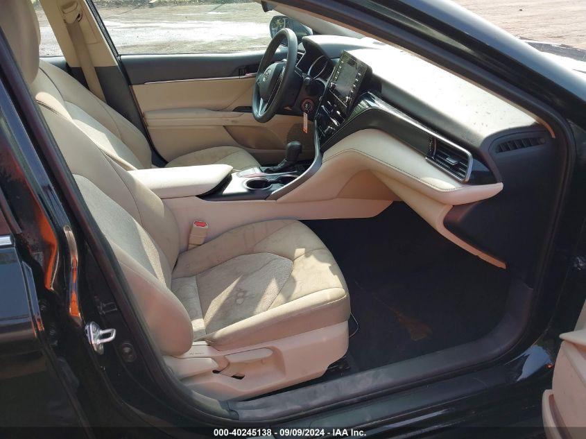 TOYOTA CAMRY LE 2022