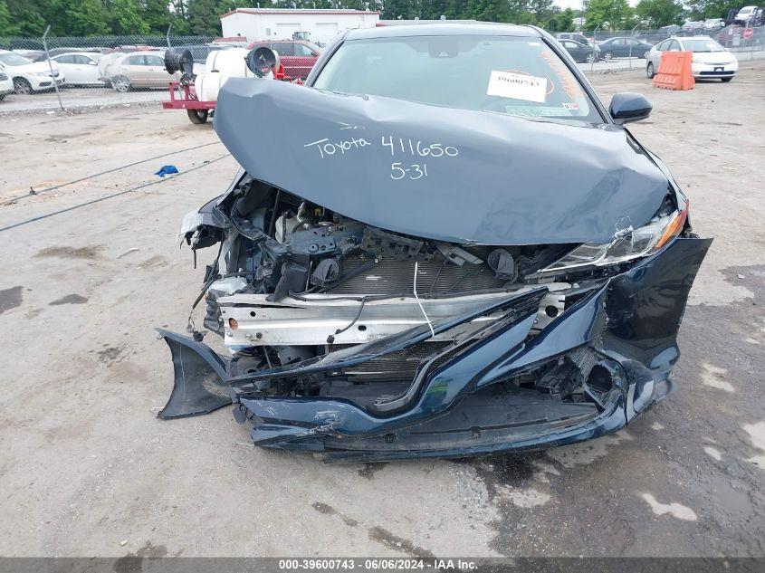 TOYOTA CAMRY LE 2020