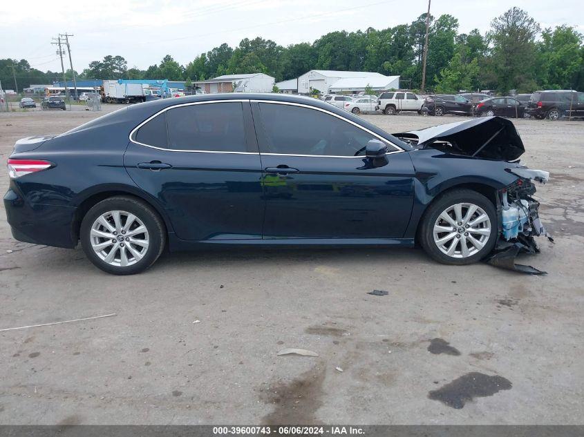 TOYOTA CAMRY LE 2020