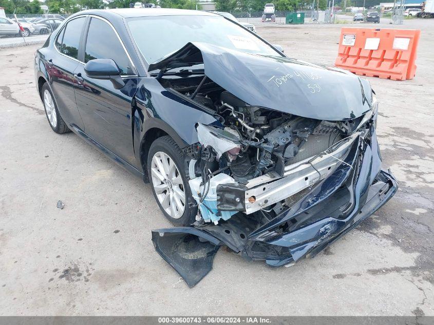 TOYOTA CAMRY LE 2020
