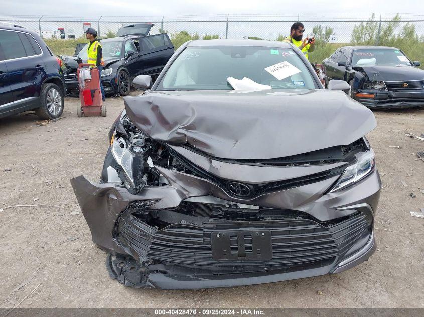 TOYOTA CAMRY LE 2024