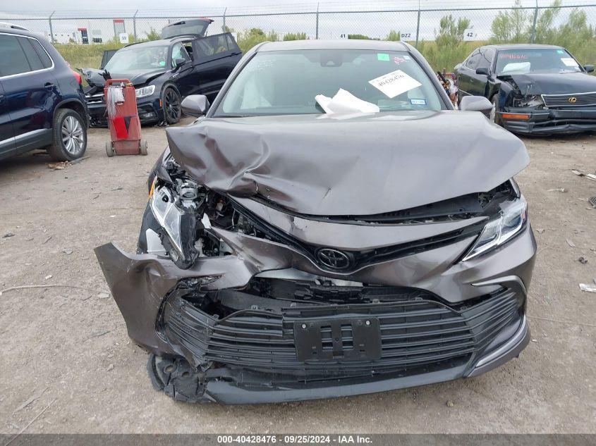 TOYOTA CAMRY LE 2024