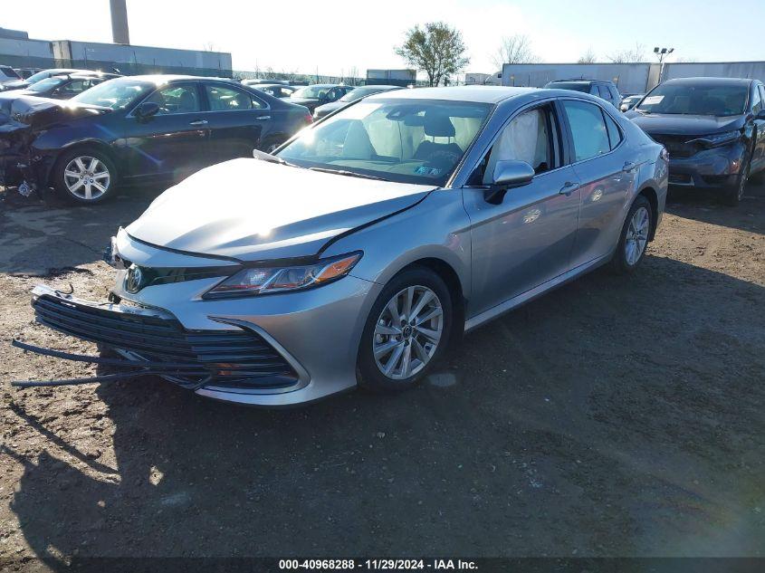 TOYOTA CAMRY LE 2021