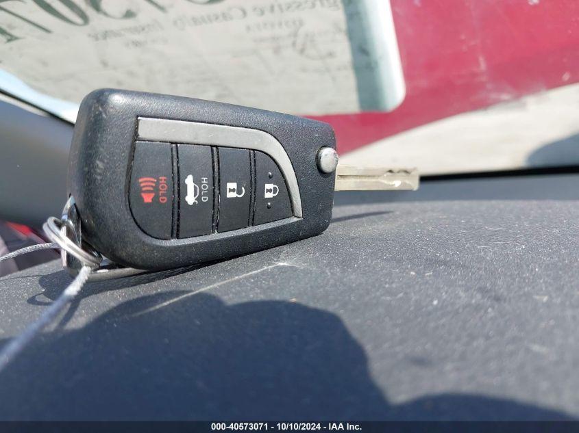 TOYOTA CAMRY LE 2023