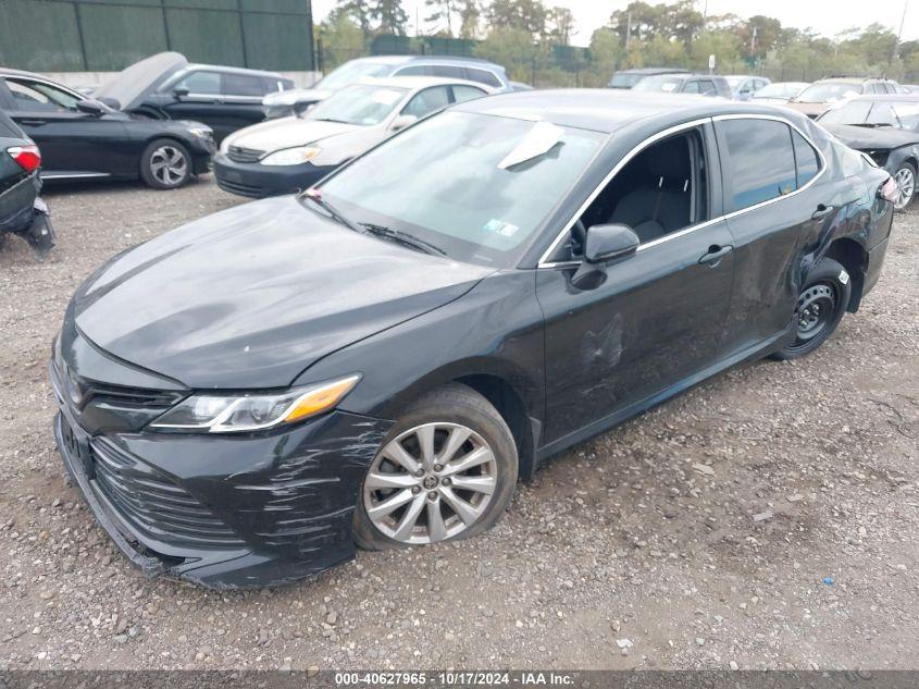 TOYOTA CAMRY LE 2020