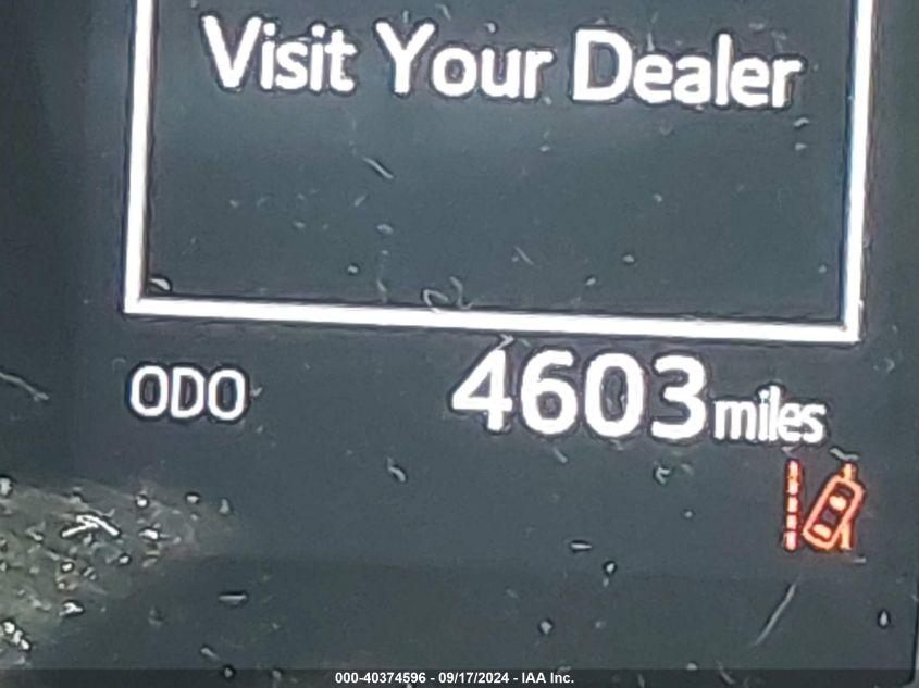 TOYOTA CAMRY LE 2024