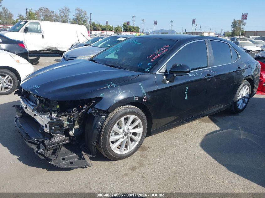 TOYOTA CAMRY LE 2024
