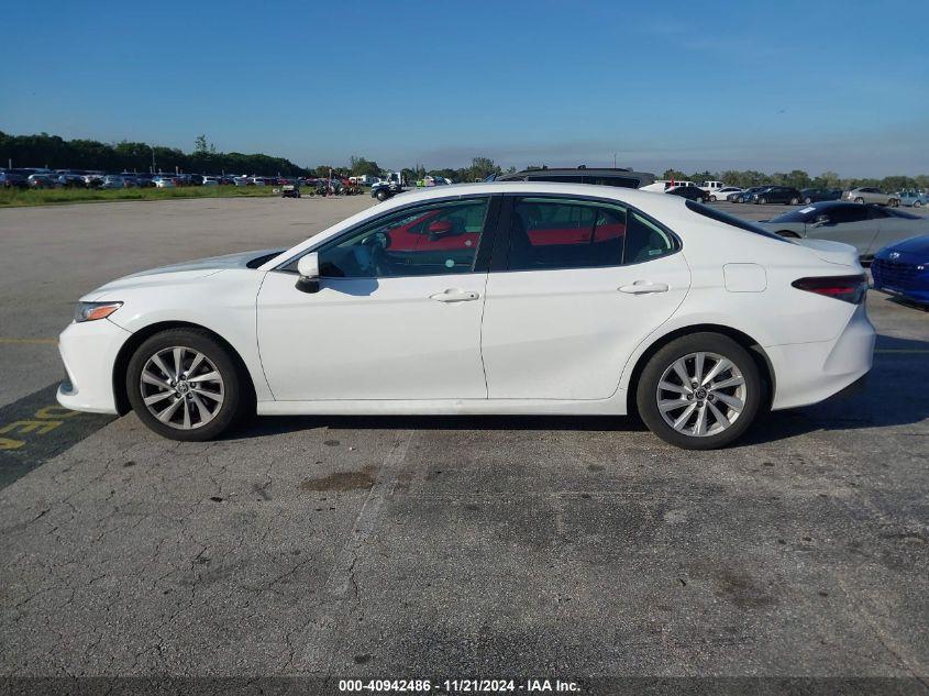 TOYOTA CAMRY LE 2022