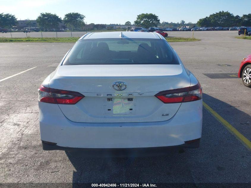 TOYOTA CAMRY LE 2022