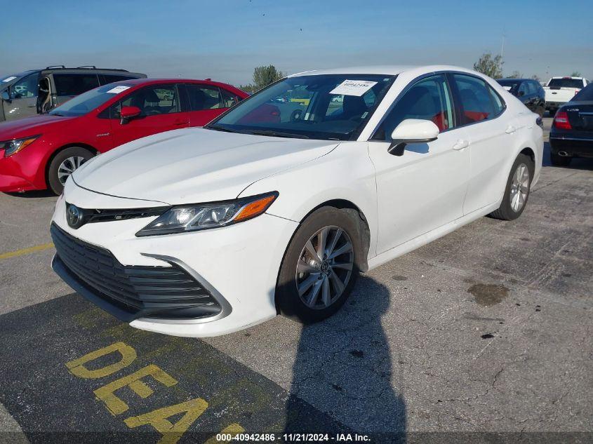 TOYOTA CAMRY LE 2022